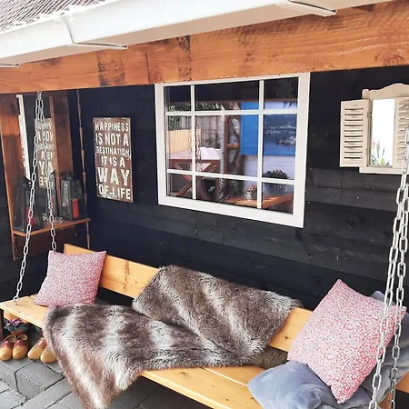 Bed & Breakfast De Hartewens Zuidland